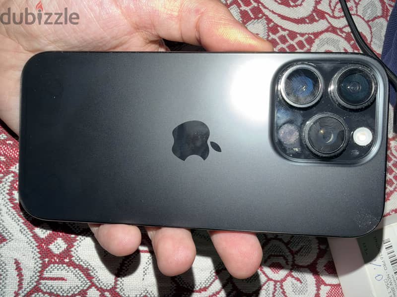 Apple - iPhone 16 Pro 3