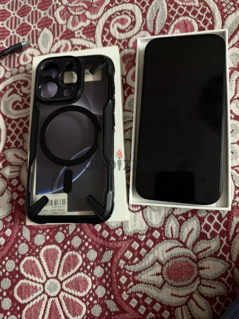 Apple - iPhone 16 Pro 5