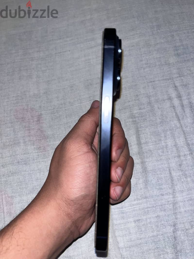 Apple - iPhone 15 Pro Max 2