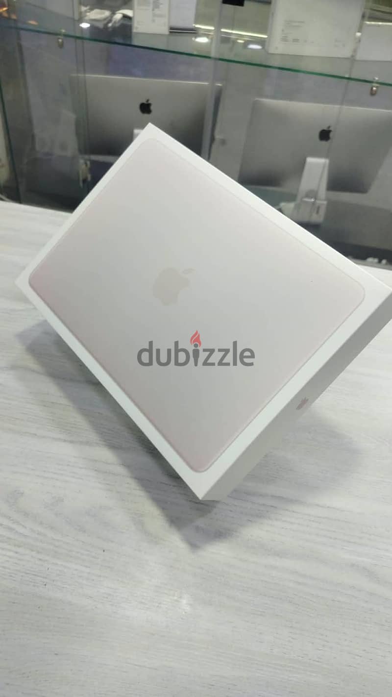 Mac Book Neo 1
