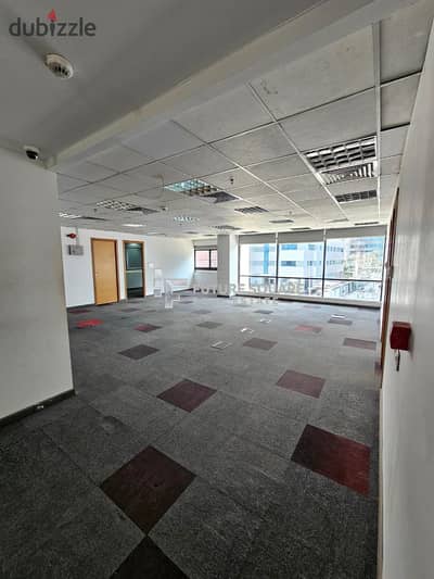 Office headquarters 600 sqm air-conditioned for rent on North Teseen Street in Fifth Settlement