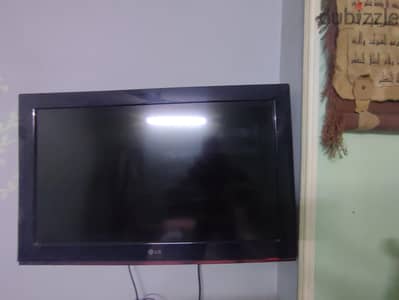 شاشة تلفزيون 32 براند LG