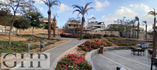 تاون هاوس للبيع بافضل لوكيشن أعلى ارتفاع في كمبوند بالم هيلز القاهرة الجديدة Palm Hills New Cairo