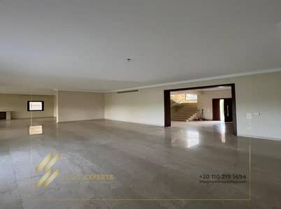 Villa with appliances & ACs for rent in Dunes