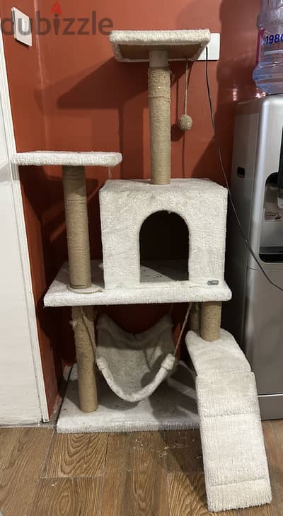 Cat tower شجرة /بيت قطط