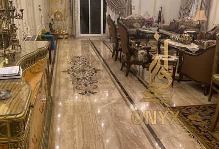 توين هاوس كلاسيك 412م بيع بالمطبخ والاجهزة والتكييفات وتشطيبات خاصة ريسيل استلام فوري في المقصد بالعاصمة الادارية - Al Maqsad in New Capital