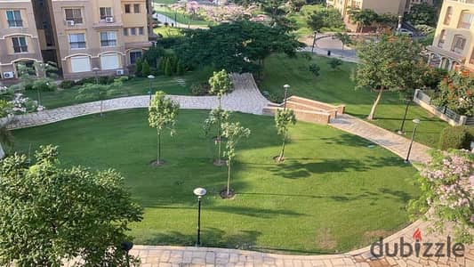 شقة ايجار مفروش 211م فيو وايد جاردن