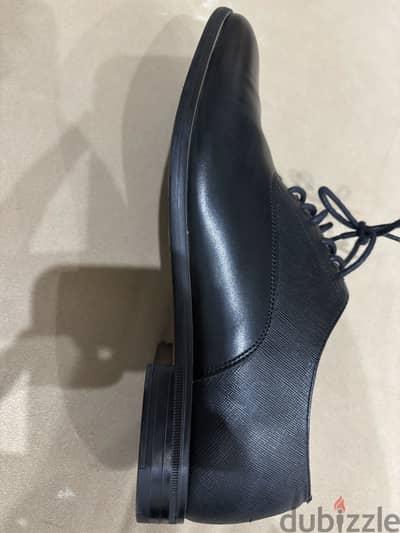 جزمة كلاسيك زارا Zara مقاس ٤٠