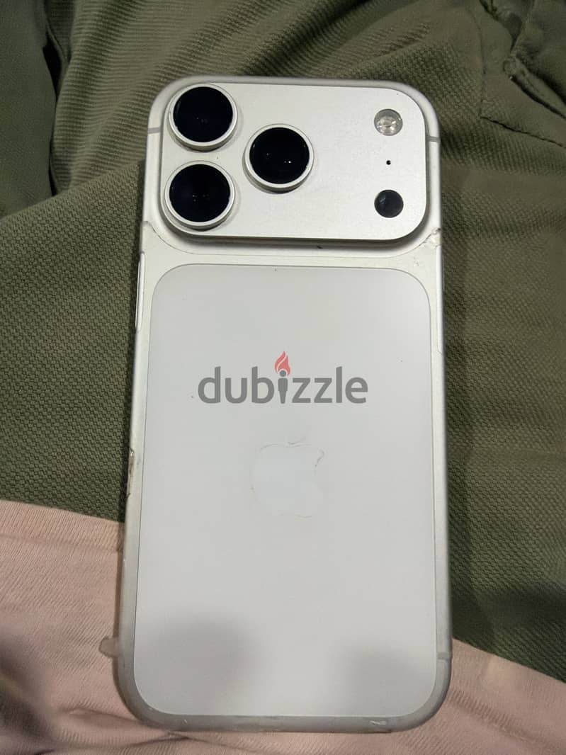 Apple - iPhone 17 Pro 1
