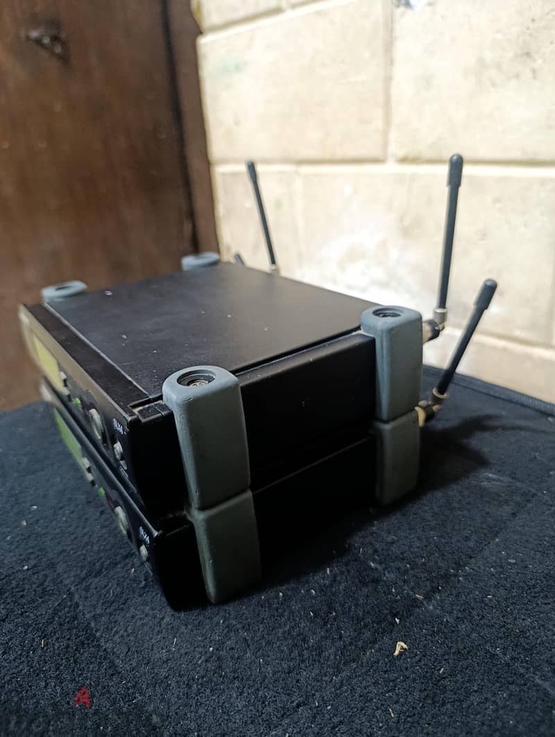 2 wireless Slx 1