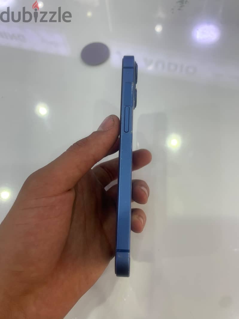 Apple - iPhone 13 2