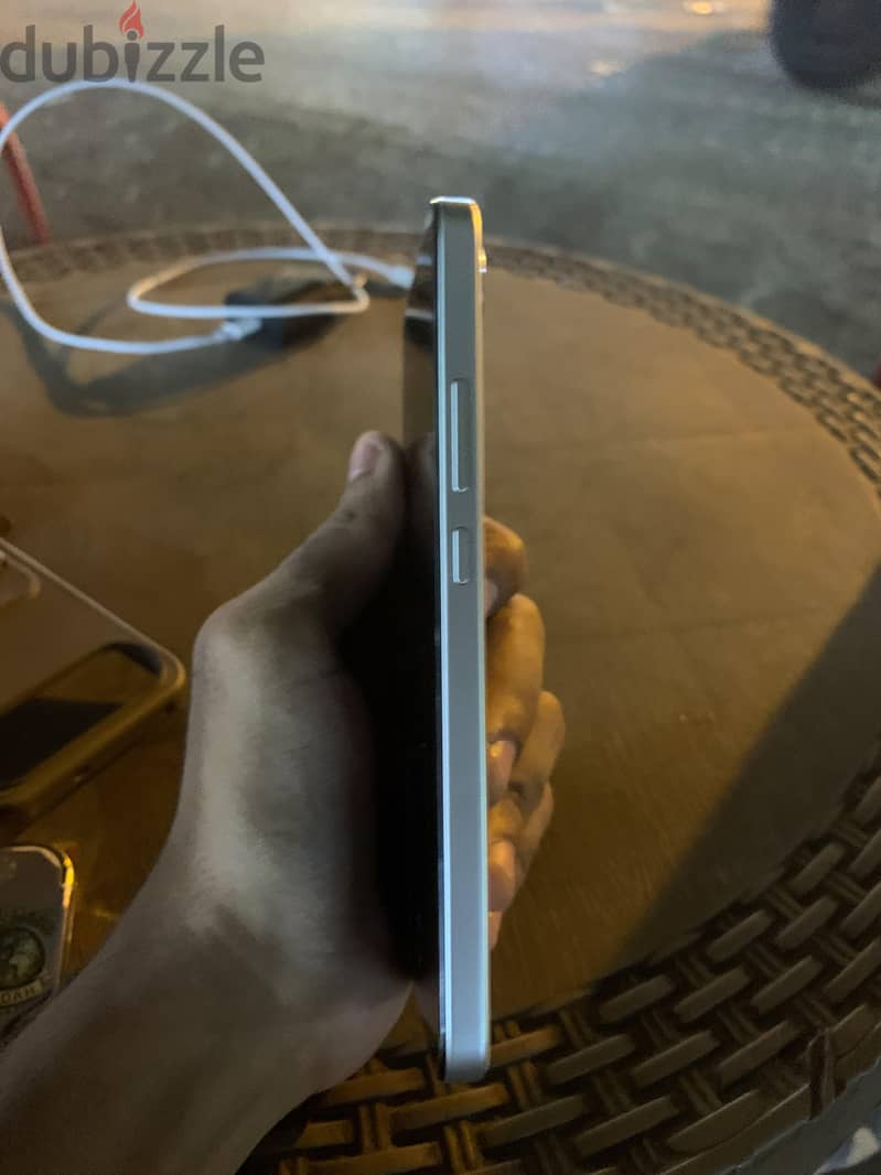 Realme 16 3