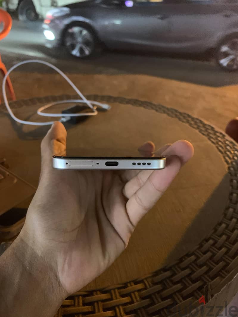 Realme 16 4