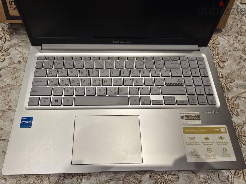 Asus Vivovook 15 X1504VA 3