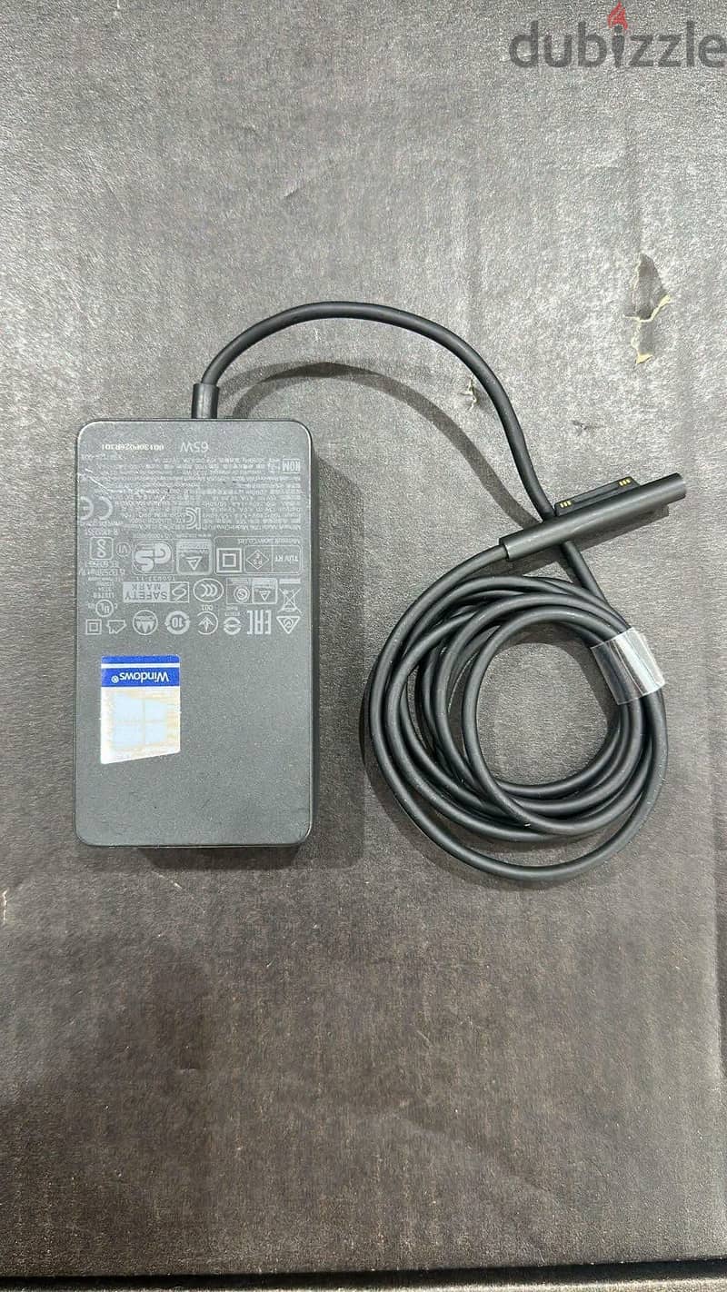Microsoft surface pro 8 2