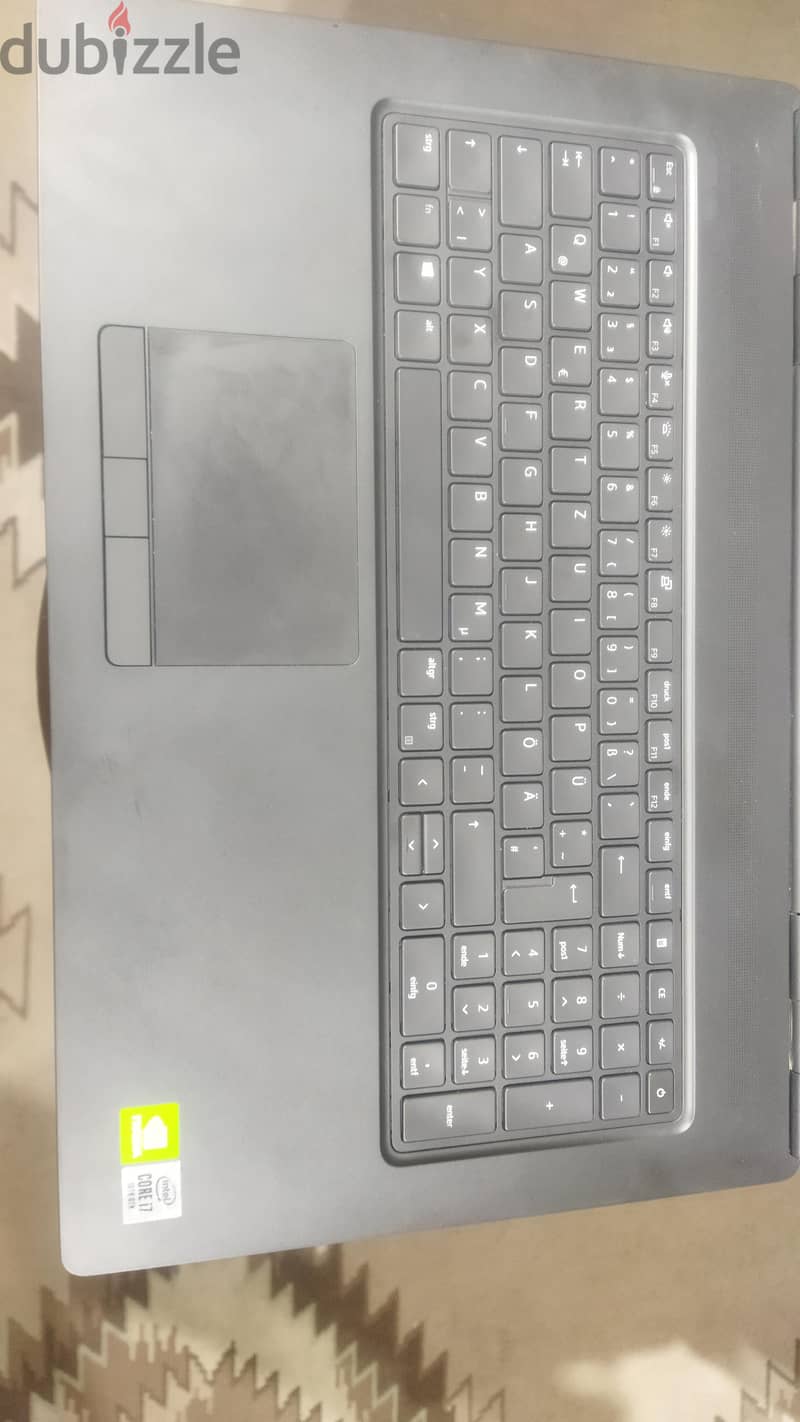 white store laptop 4