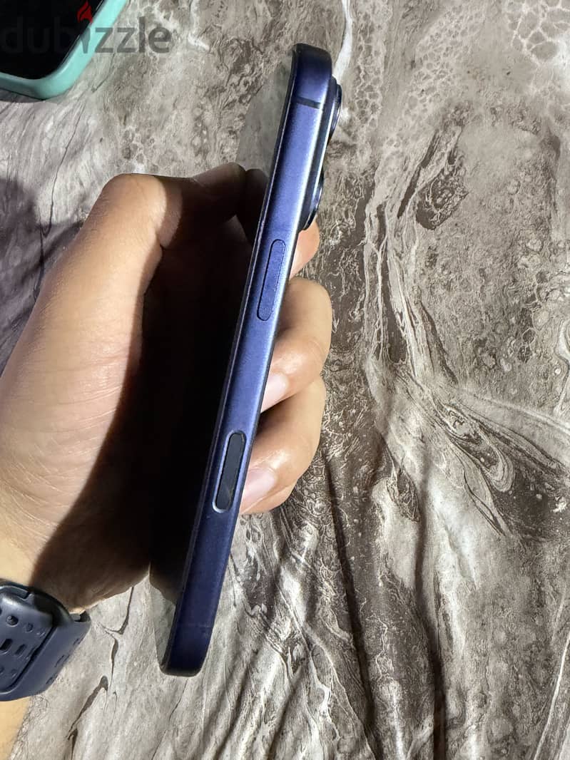 Apple - iPhone 17 Pro 3