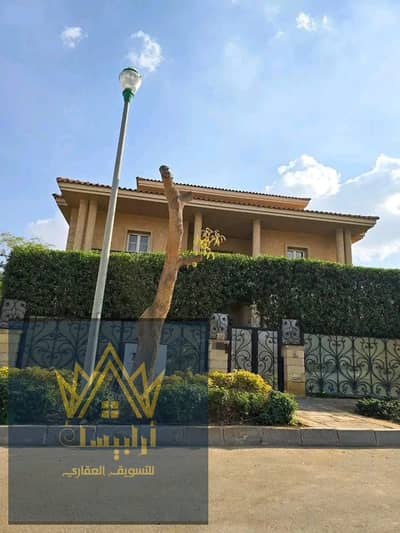ڤيلا منفصلة للايجار قانون نموذج E تشطيبات خاصه فيو الجولف