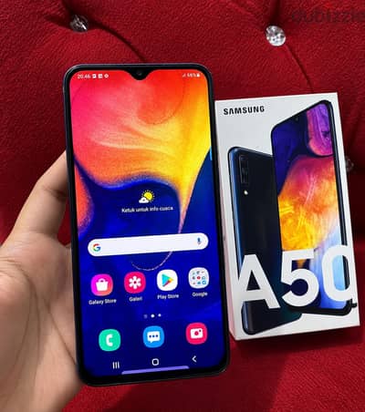 Samsung galaxy A50   بكل مشتملاته مساحه 128