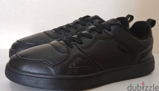 Kappa mens shoes size 45  السعر 900