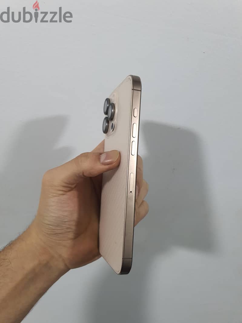 Apple - iPhone 16 Pro Max 7
