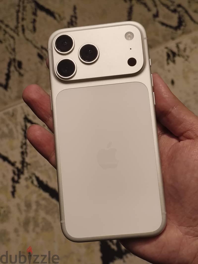 Apple - iPhone 17 Pro Max 1