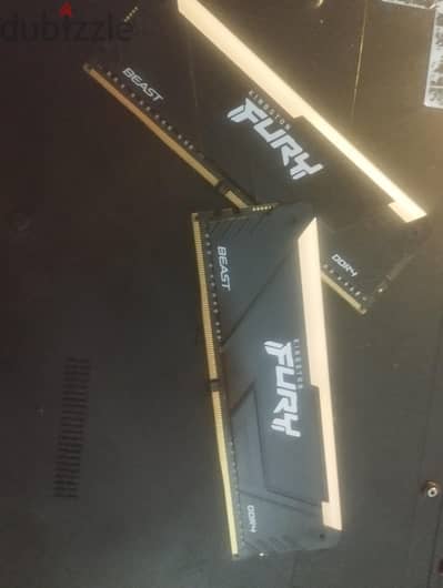 رامة Kingston FURY Beast RGB DDR4 8GB كسر زيرو للبيع الفوري اليوم