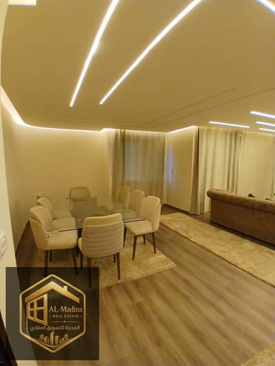 Furnished ground floor apartment, first occupancy, with a garden, measuring 155 square meters and a 55 square meter garden, located near services.