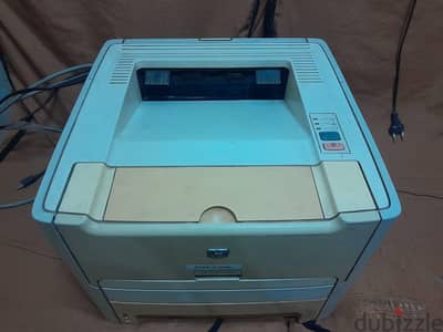 طابعة ليزر HP LaserJet 1160  بحالة ممتازة