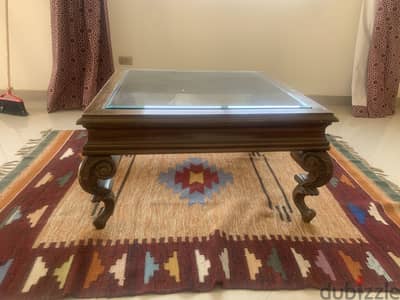 Center zan table