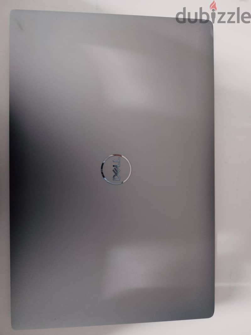 Dell Precision 5540 2