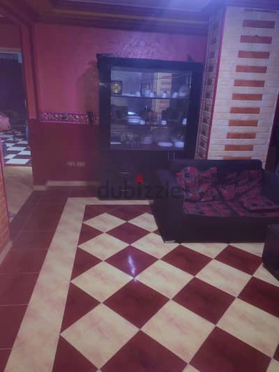 سفرة ودلاب وسرير للبيع
