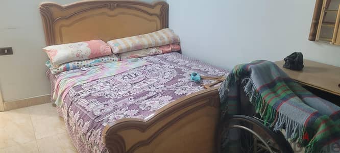 غرفة نوم مستعملة بحالة جيده