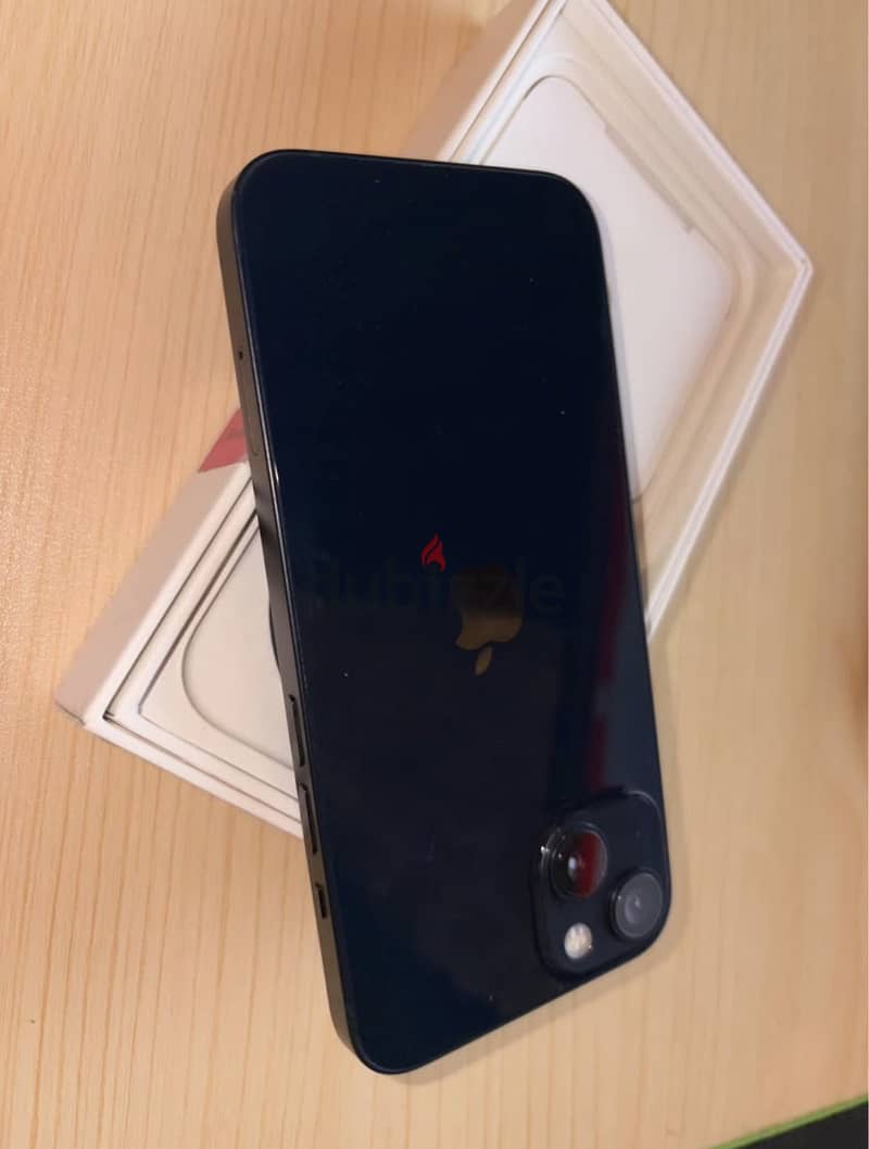 iPhone 13 3