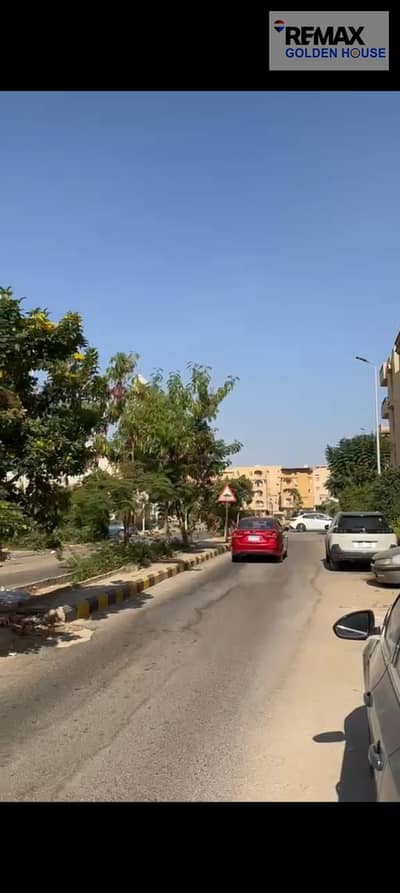  Ultra Super Lux finishing, just meters from Gamal Abdel Nasser Axis. . 120 SQM apartment in Investors Area, Fifth Settlement, 2 bedrooms, 1 bathroom