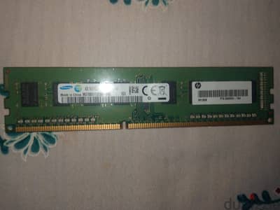 ddr3L 4+4gb ram Samsung في حاله ممتازه
