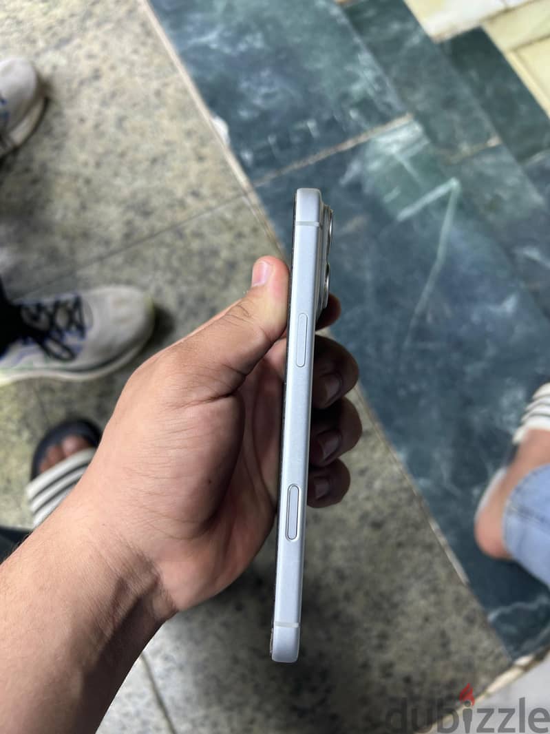 Apple - iPhone 17 Pro Max 4