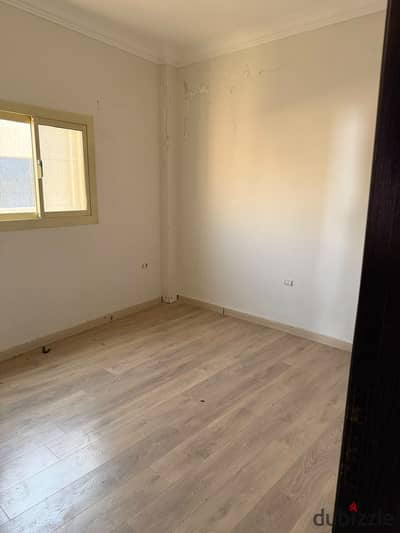 200 m apartment for rent in Al-Banfsaj, Buildings in the First Settlement