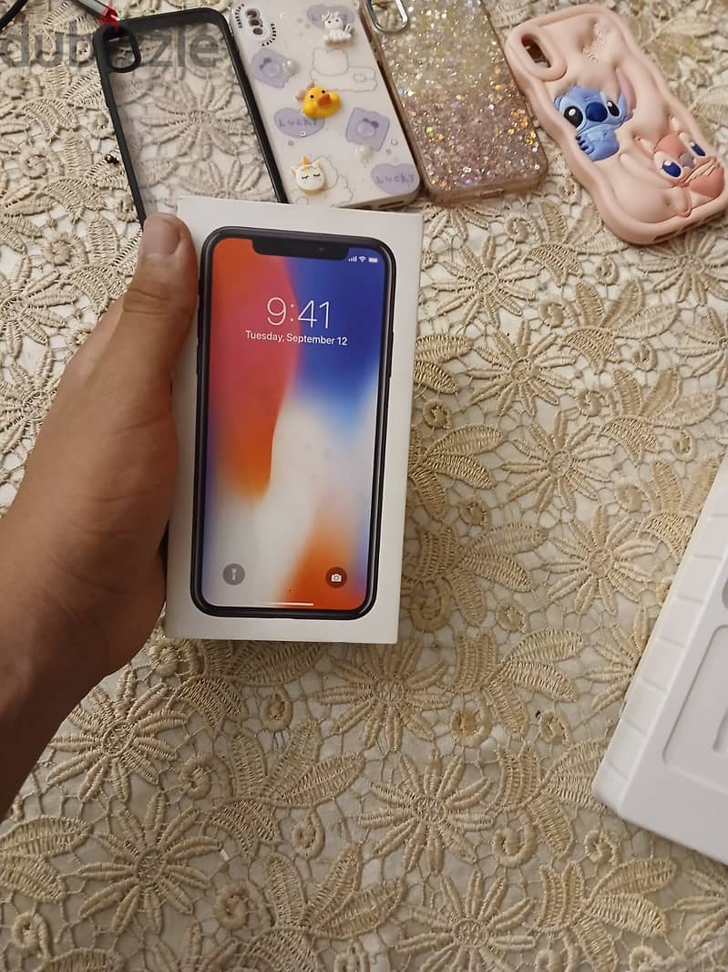 Apple - iPhone X 6