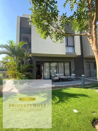 Limited opportunity fully finished villa at its original price with the lowest down payment in the market in Al Burouj minutes from Madinaty in the heart of New Cairo