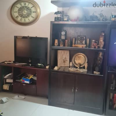 full living room with side table (only furniture no tvs or sevoneers)