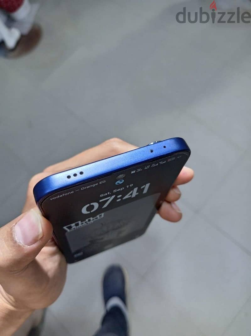Vivo V70 FE 5G 1