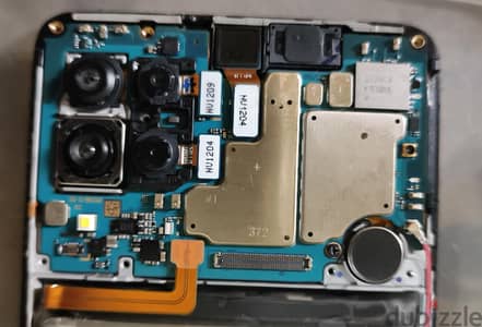 مطلوب بوردو موبيل  جديد أو مستعمل samsung m62