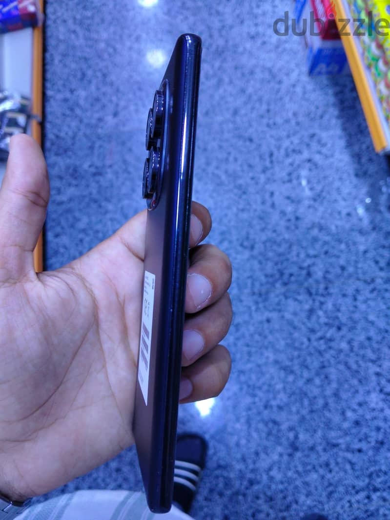 Xiaomi Redmi Note 14 Pro 3
