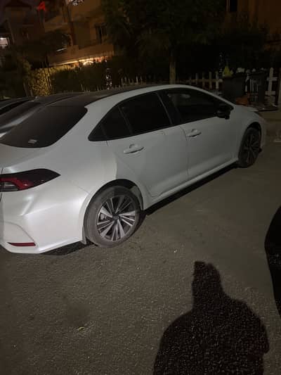 White Toyota Corolla 2026 Zero خامس فئه