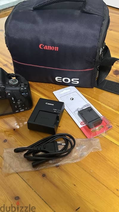 Canon EOS 2000D + 18-55mm Lens + Bag & Charger