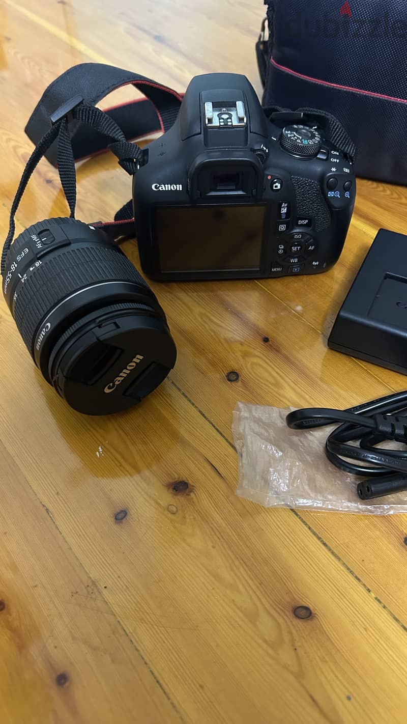 Canon EOS 2000D + 18-55mm Lens + Bag & Charger 2