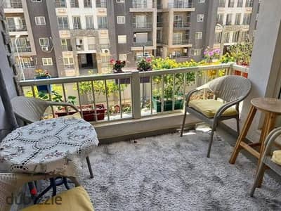 For Sale: An Immediate Delivery Apartment in Jayd Compound located in the neighborhood in front of the Eastern Market with a distinctive view of the landscape.
