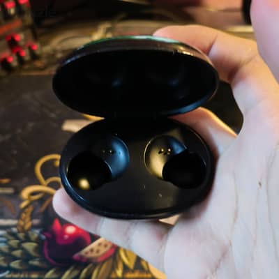 علبة سماعة realme buds air 2 neo