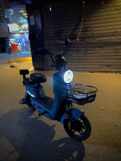 سكوتر كهربا مستعمل 450W